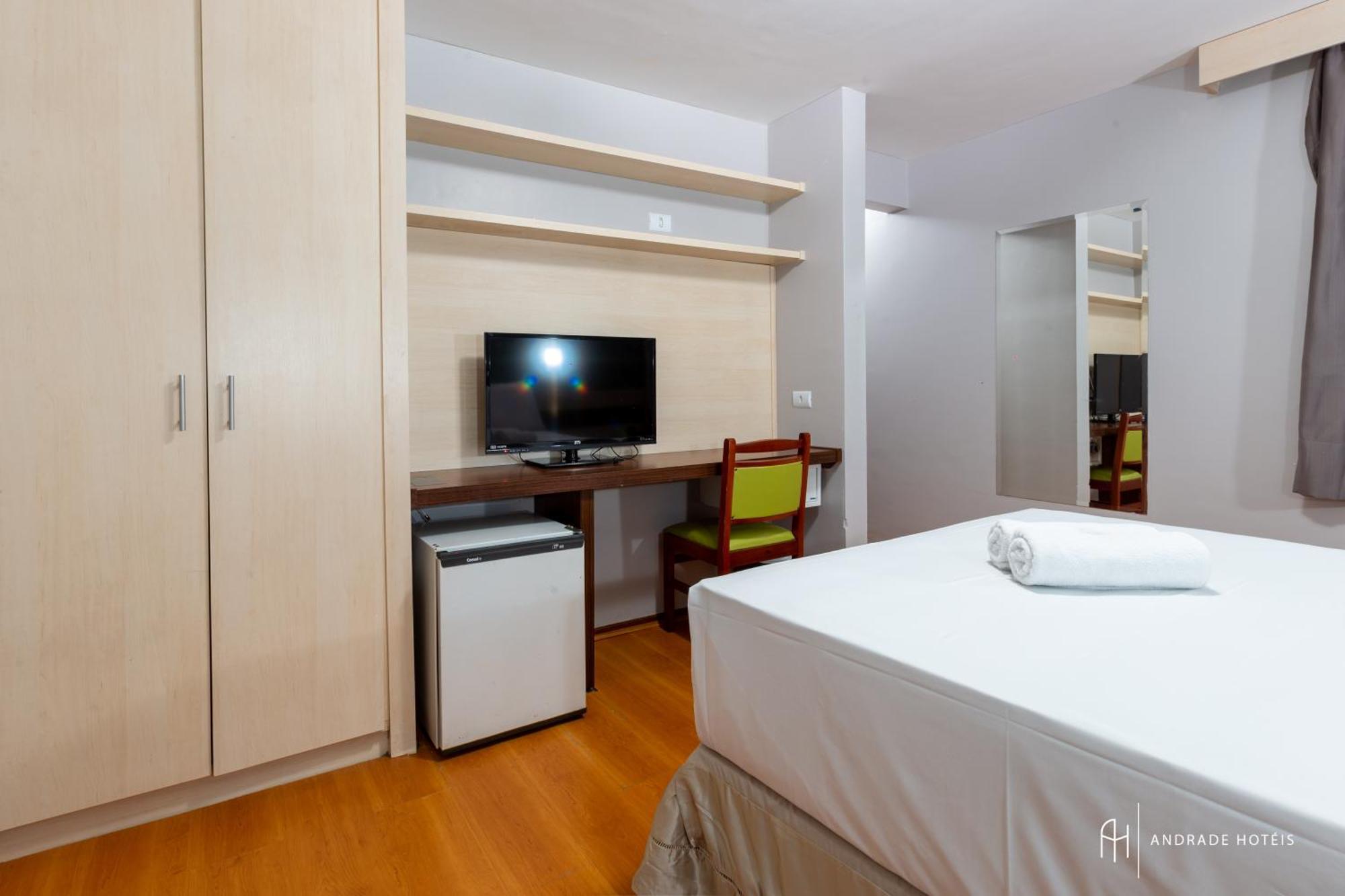 Rede Andrade Mercado Hotel Curitiba Exteriér fotografie